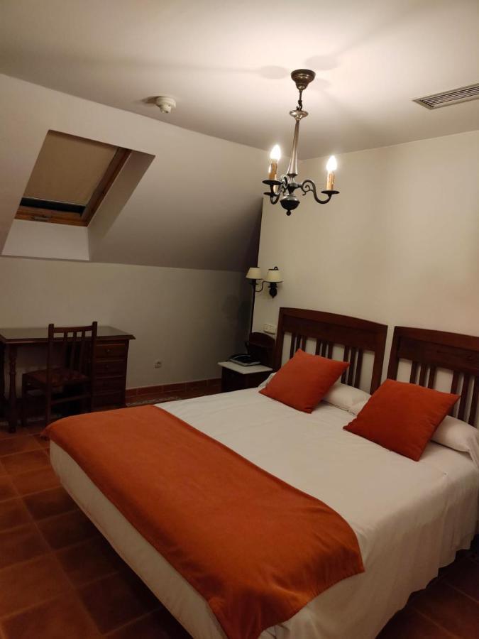 La Posada De Pradorey Ventosilla Exteriör bild